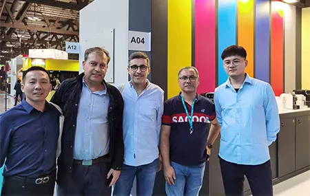Am fost la o expoziție în străinătate
